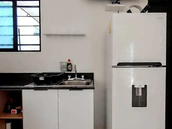 Casa En Privada Con Alberca, Excelente Para Vacaciones Y Descanso