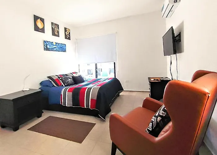 Casa En Privada Con Alberca, Excelente Para Vacaciones Y Descanso *